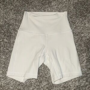 LULULEMON WHITE BIKER SHORTS